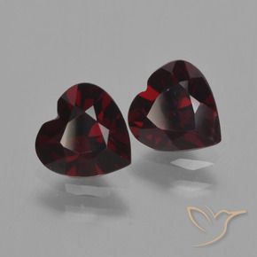 Gemas de Granate piropo Rojo oscuro natural de 1.75 ct, Corazón, VVS-VS
