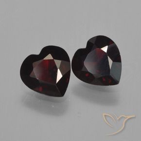 Gemas de Granate piropo Rojo negruzco natural de 1.63 ct, Corazón, VVS-VS
