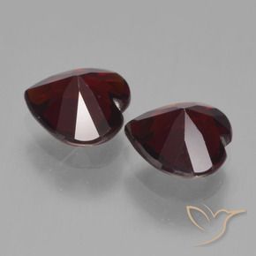 Gemas de Granate piropo Rojo negruzco natural de 1.65 ct, Corazón, VVS-VS
