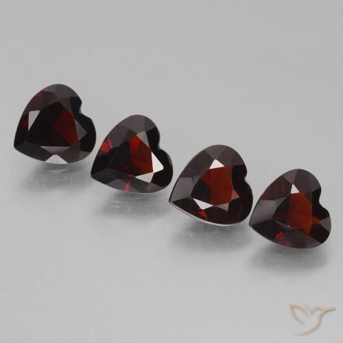 Gemas de Granate piropo Rojo oscuro natural de 2.93 ct, Corazón, VVS-VS