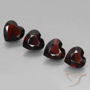 Gemas de Granate piropo Rojo negruzco natural de 3.07 ct, Corazón, VVS-VS