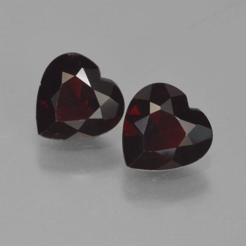 Gemas de Granate Piropo Rojo oscuro natural de 1.65 ct, Forma de corazón, VVS-VS