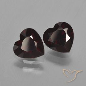 Gemas de Granate piropo Rojo negruzco natural de 1.75 ct, Corazón, VVS-VS
