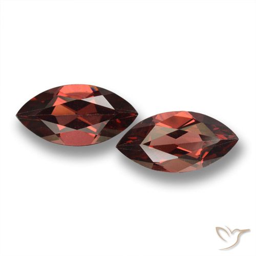 3.99ctw Natural Rojo oscuro medio Granate piropo, Marquesa, VVS-VS