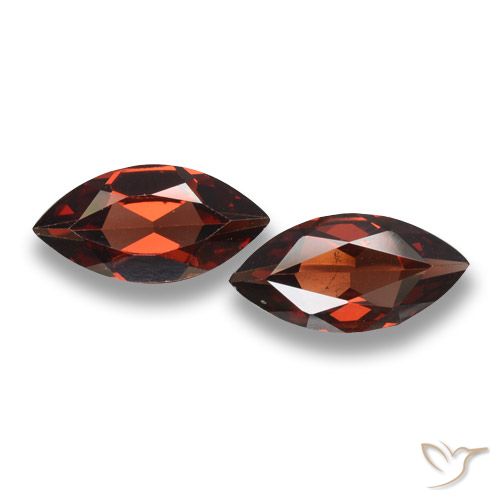 3.43ctw Natural Rojo oscuro Granate piropo, Marquesa, VVS-VS