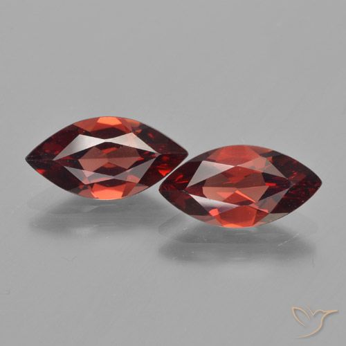 3.65ctw Natural Rojo sangre intenso Granate piropo, Marquesa, VVS-VS