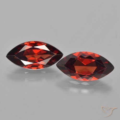 3.67ctw Natural Rojo oscuro Granate piropo, Marquesa, VVS-VS