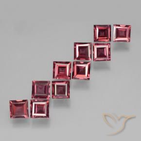 Gemas de Granate piropo Rojo oscuro natural de 3.83 ct, Cuadrado, VVS-VS