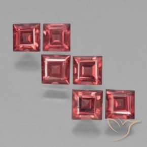 Gemas de Granate piropo Rojo oscuro natural de 2.72 ct, Cuadrado, VS