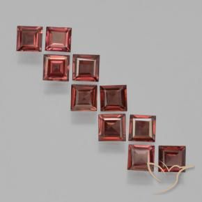 Gemas de Granate piropo Rojo oscuro medio natural de 3.85 ct, Cuadrado, VS