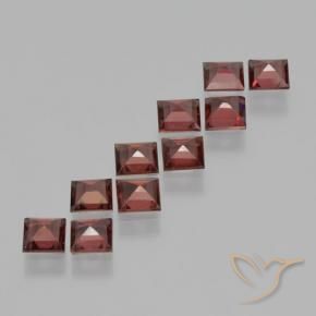 Gemas de Granate piropo Rojo oscuro medio natural de 3.85 ct, Cuadrado, VS