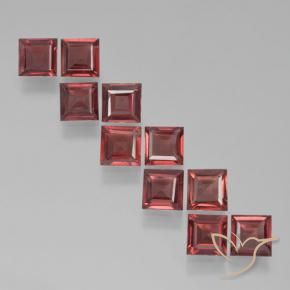 Gemas de Granate piropo Rojo oscuro natural de 3.63 ct, Cuadrado, VS