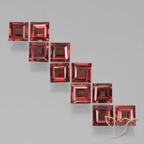 Gemas de Granate piropo Rojo oscuro natural de 4.07 ct, Cuadrado, VS