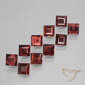 Gemas de Granate piropo Rojo oscuro natural de 3.98 ct, Cuadrado, VS