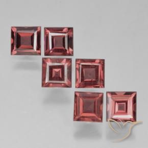 Gemas de Granate piropo Tono rojo escarlata natural de 2.75 ct, Cuadrado, VS