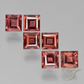 Gemas de Granate piropo Rojo escarlata natural de 2.68 ct, Cuadrado, VS