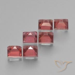 Gemas de Granate piropo Rojo escarlata claro natural de 2.72 ct, Cuadrado, VS
