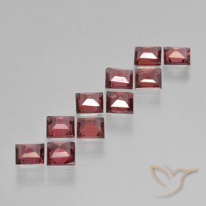 Gemas de Granate piropo Rojo oscuro medio natural de 3.38 ct, Cuadrado, VS