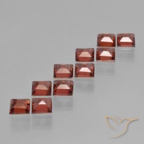 Gemas de Granate piropo Rojo medio natural de 3.82 ct, Cuadrado, VS