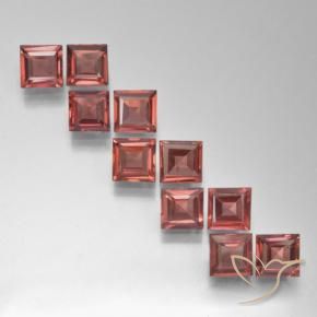 Gemas de Granate piropo Rojo escarlata claro natural de 3.64 ct, Cuadrado, VS