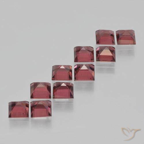 Gemas de Granate piropo Rojo oscuro natural de 4.57 ct, Cuadrado, VS