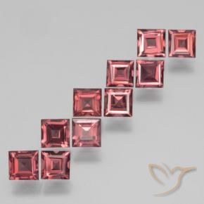 Gemas de Granate piropo Rojo oscuro natural de 3.92 ct, Cuadrado, VS