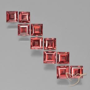 Gemas de Granate piropo Rojo escarlata claro natural de 4.27 ct, Cuadrado, VS