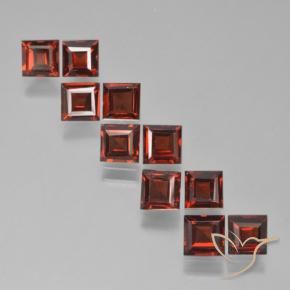 Gemas de Granate piropo Rojo medio natural de 4.23 ct, Cuadrado, VS