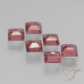 Gemas de Granate piropo Rojo oscuro medio natural de 2.51 ct, Cuadrado, VS