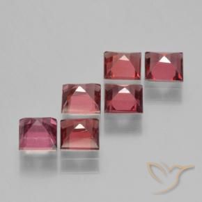 Gemas de Granate piropo Rojo medio natural de 2.41 ct, Cuadrado, VS