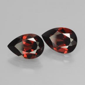Gemas de Granate Piropo Rojo sangre intenso natural de 4.19 ct, En forma de pera, VVS-VS