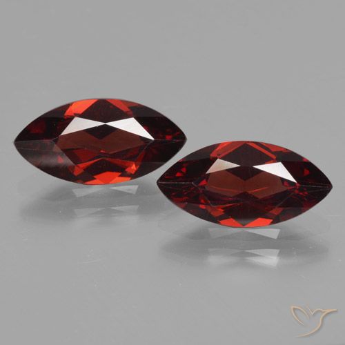 3.50ctw Natural Rojo sangre intenso Granate piropo, Marquesa, VVS-VS