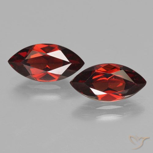 3.98ctw Natural Rojo oscuro Granate piropo, Marquesa, VVS-VS