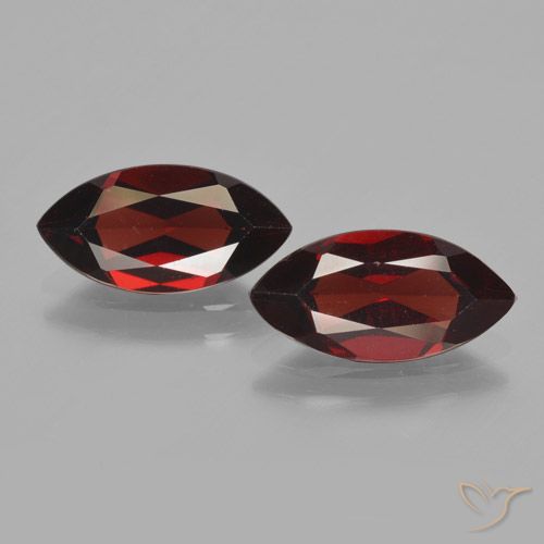 4.04ctw Natural Rojo oscuro Granate piropo, Marquesa, VVS-VS