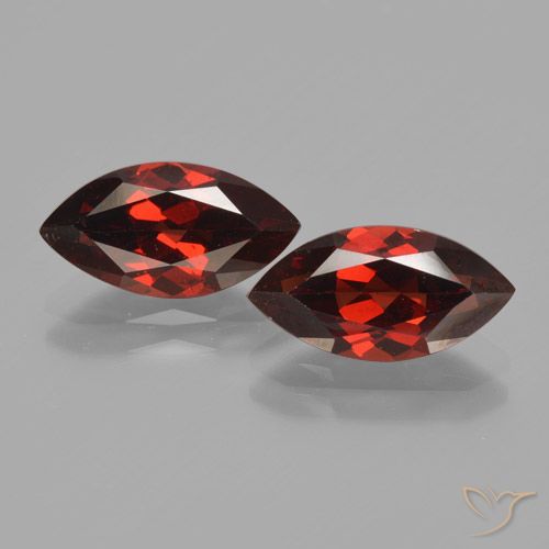 4.40ctw Natural Rojo oscuro Granate piropo, Marquesa, VVS-VS