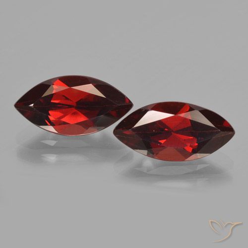 4.54ctw Natural Rojo oscuro Granate piropo, Marquesa, VVS-VS