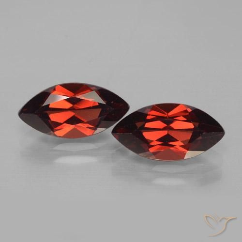 4.45ctw Natural Rojo sangre intenso Granate piropo, Marquesa, VVS-VS