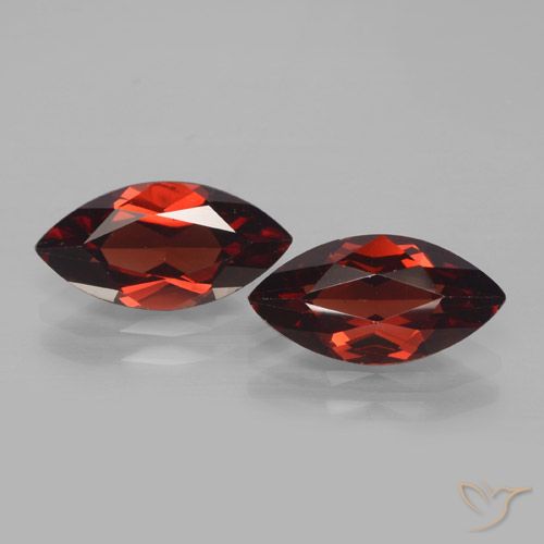 4.04ctw Natural Rojo oscuro Granate piropo, Marquesa, VVS-VS