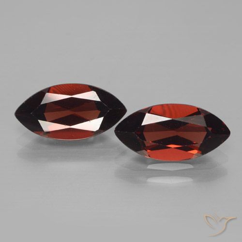 4.18ctw Natural Rojo oscuro Granate piropo, Marquesa, VVS-VS
