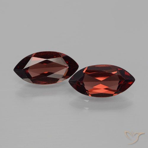 3.85ctw Natural Rojo oscuro Granate piropo, Marquesa, VVS-VS
