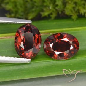 Gemas de Granate piropo Rojo oscuro natural de 3.40 ct, Ovalada, VVS-VS