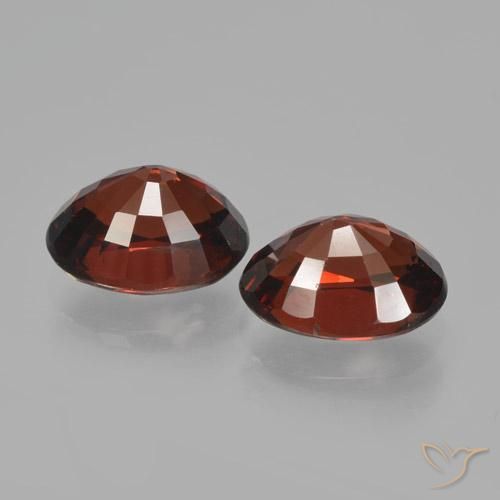 Gemas de Granate piropo Rojo oscuro natural de 3.55 ct, Ovalada, VVS-VS