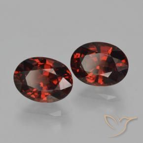 Gemas de Granate piropo Rojo oscuro natural de 3.43 ct, Ovalada, VS