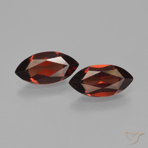 3.67ctw Natural Rojo oscuro Granate piropo, Marquesa, VVS-VS