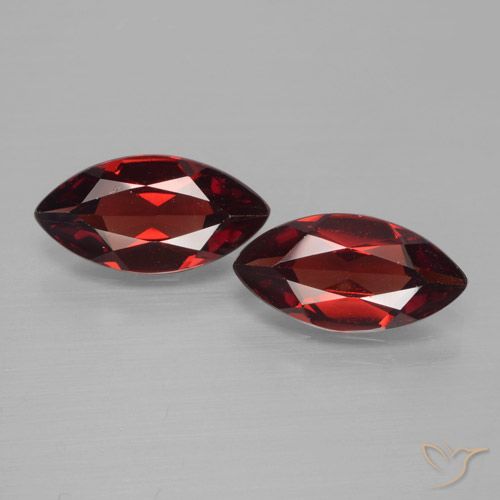 3.61ctw Natural Rojo oscuro Granate piropo, Marquesa, VVS-VS