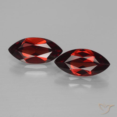 3.82ctw Natural Rojo sangre intenso Granate piropo, Marquesa, VVS-VS