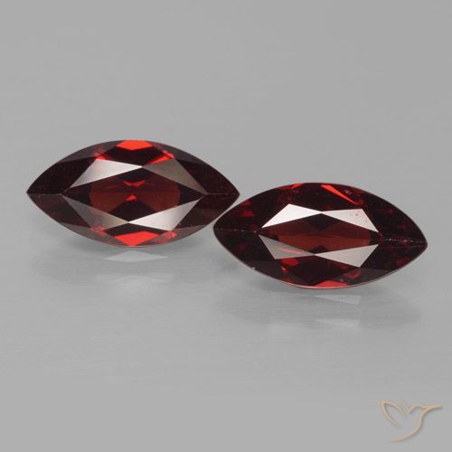 3.67ctw Natural Rojo sangre intenso Granate piropo, Marquesa, VVS-VS