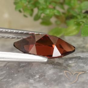 Granate piropo Rojo oscuro natural de 1.20 ct, Marquesa, VVS-VS