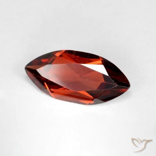 Granate piropo Rojo oscuro natural de 1.05 ct, Marquesa, VVS-VS