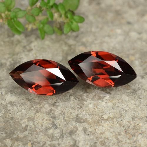 Gemas de Granate piropo Rojo oscuro natural de 2.82 ct, Marquesa, VVS-VS
